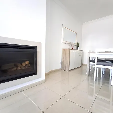 Sun Waves Family Apartman *