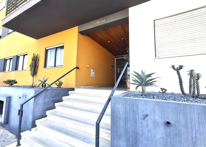 Sun Waves Family Apartment *