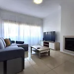 Sun Waves Family Apartment Portimao